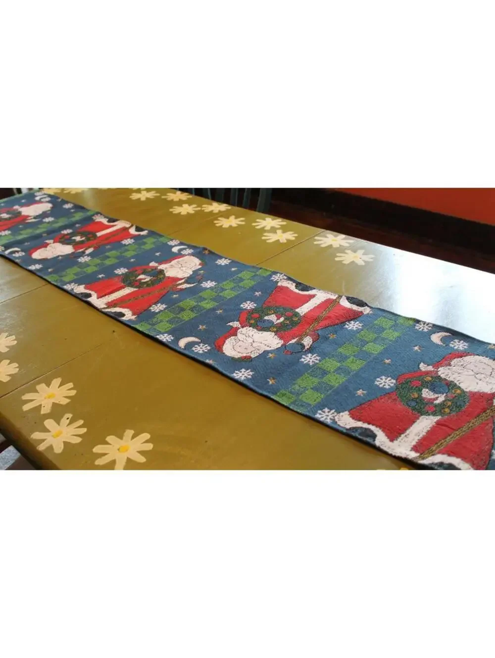 Vintage Santa Claus Christmas Tapestry Table Runner, 72 X 13 Inches
